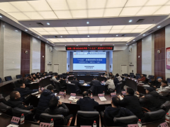 取会教师环绕规划中的成长方针、学科扶